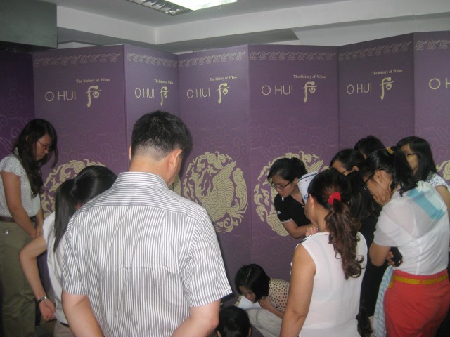 LG VINA cùng chung vai sát cánh (04-10-2012)